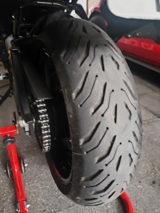 Suzuki GSX S 1000GT Negra/Azul