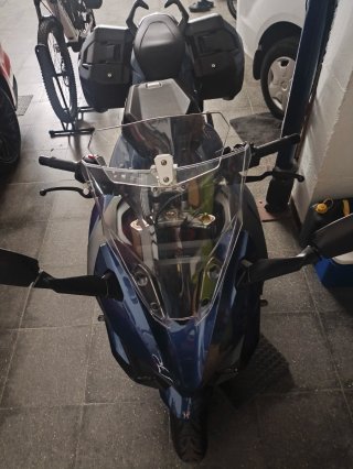 Suzuki GSX S 1000GT Negra/Azul