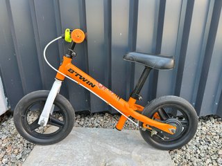 Bicicleta de equilibrio B'TWIN naranja