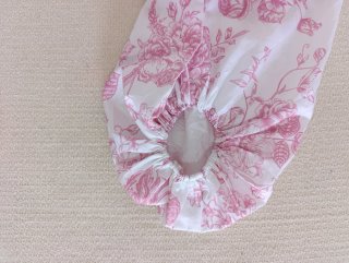 Blusa rosa y blanca floral