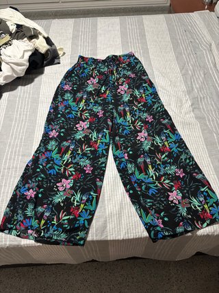Pantalón largo estampado tropical