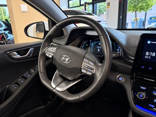 Hyundai IONIQ 1.6 GDI PHEV Style DCT