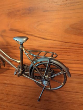 Bicicleta vintage decorativa de metal