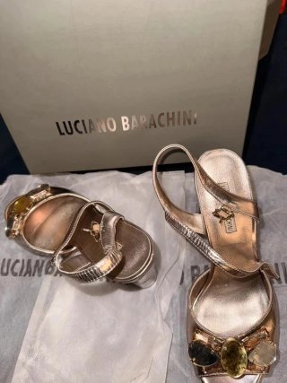 Zapatos de tacón Luciano Barachini dorados