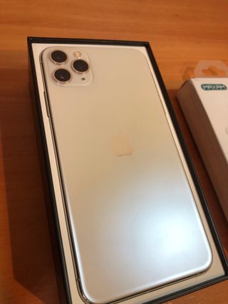 iPhone 11 Pro Max 64GB Dorado
