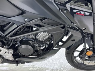 Honda CB 125R