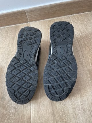 Zapatillas Quechua MH100 Mid Waterproof Talla 42