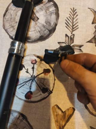 Tija Rock Shox reverb AXS