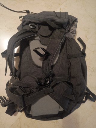 Mochila Quechua 50L como nueva