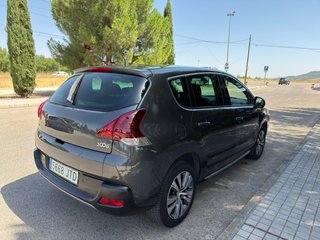 Peugeot 3008 2016