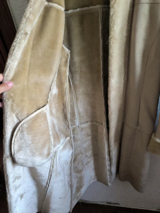 Abrigo largo efecto ante beige