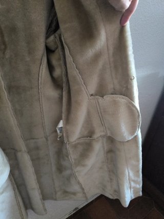 Abrigo largo efecto ante beige