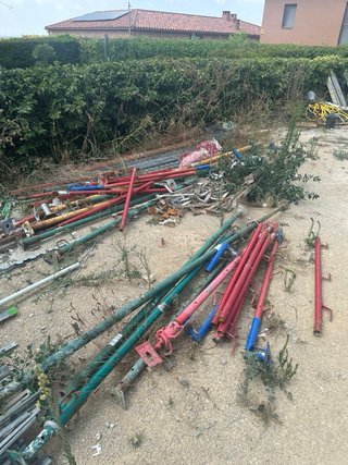 Maquinaria obra por fin de obra