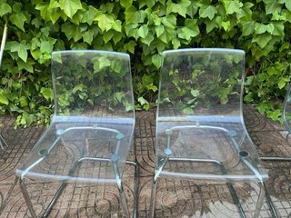 Mesa Ikea Bjursta y 4 sillas Tobias