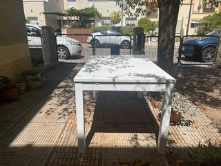 Mesa Ikea Bjursta y 4 sillas Tobias