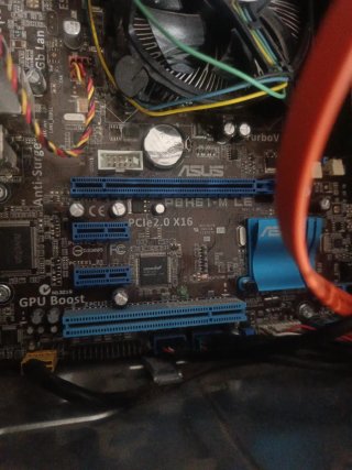 PC Dell Inspiron i3 con windows y office