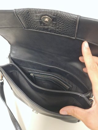 Bolso Negro Efecto Piel Cocodrilo