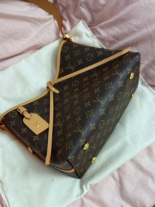 LouisVuitton CA 29cm