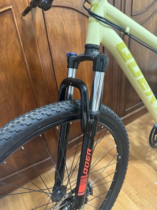 Bicicleta mtb  Qüer Legend 29” Montaje 2