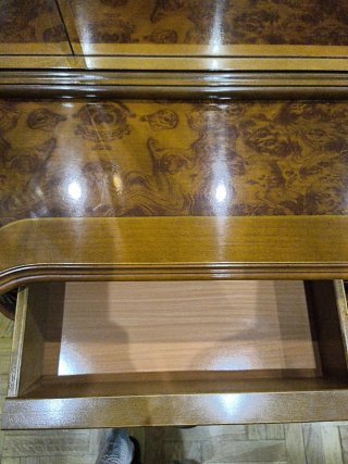 Mueble recibidor con espejo y almacenaje