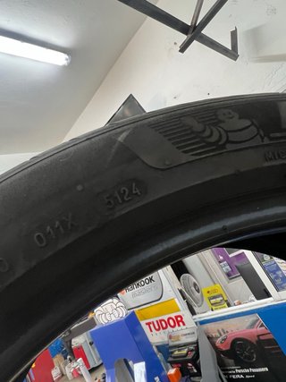 Michelin 235/45/20 100V SUELTA