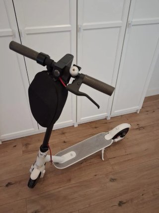 Patinete Xiaomi Mi Electric Scooter M365 en blanco