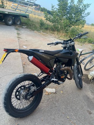 Beta Track 50