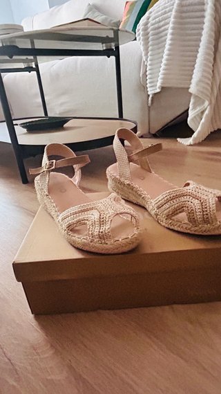 Sandalias esparto y piel beige/marrón