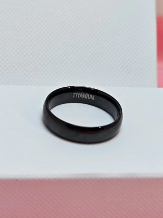 Anillo de titanio negro hombre