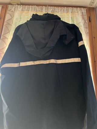 Giubbino uomo nero con bande riflettenti