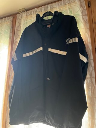 Giubbino uomo nero con bande riflettenti