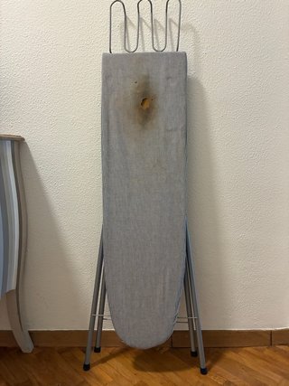 Tabla de planchar plegable