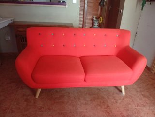 Sofá 3 plazas rojo estilo retro