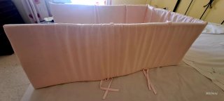 Protector cuna rosa claro 2.60m
