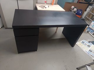 Escritorio IKEA MALM Marrón Oscuro 140x65