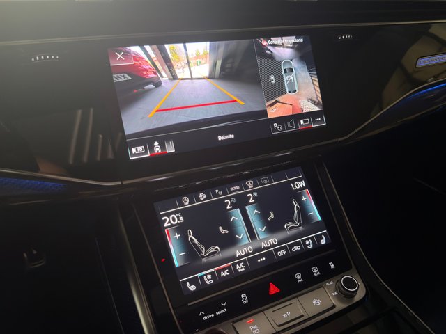 Audi Q8 SQ8 Plus TFSI 373kW quattro tiptronic