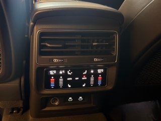 Audi Q8 SQ8 Plus TFSI 373kW quattro tiptronic