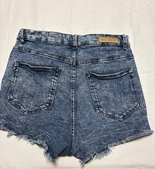 Pantalón corto Bershka mujer talla 40