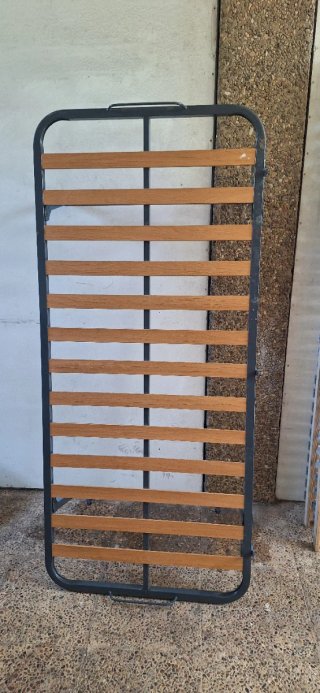 Somier láminas metálico y madera