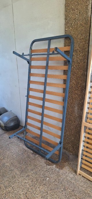 Somier láminas metálico y madera