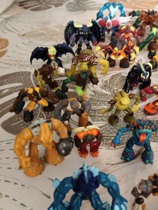Lote Gormiti Figuras y Coches