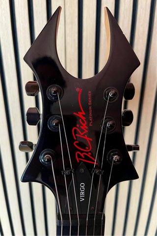 Guitarra B.C. Rich Virgo
