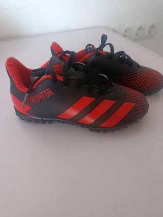 Botas de fútbol Adidas Predator niño talla 31