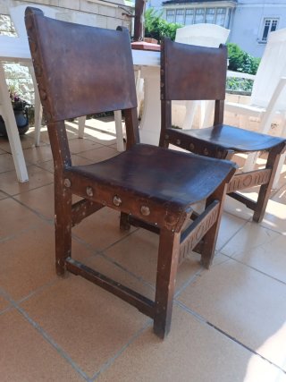 2 Sillas Antiguas Madera y Cuero