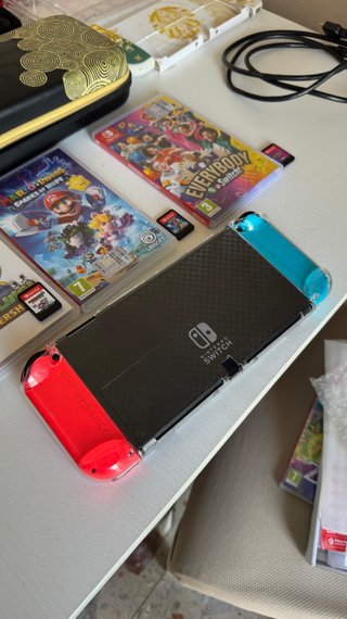 LEGGI PRIMA!  Nintendo Switch OLED Neon
