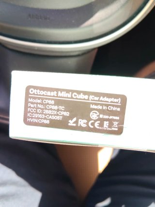 Ottocast Mini Cube CP88 Adaptador android carplay