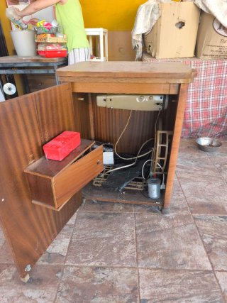 Máquina de coser antigua Alfa