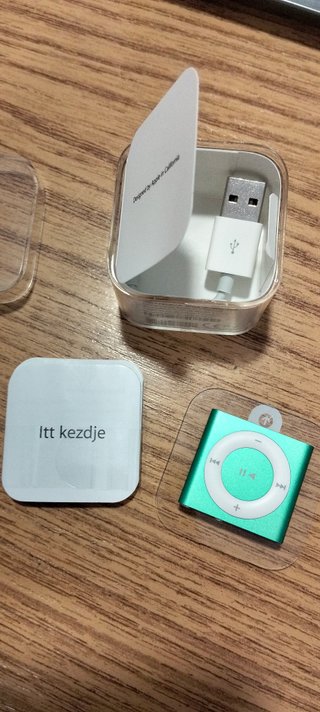 Apple iPod Shuffle de 2GB. VERDE