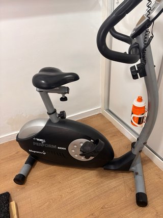 Bicicleta Estática TOP PERFORM B2300