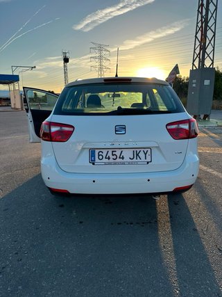 SEAT IBIZA